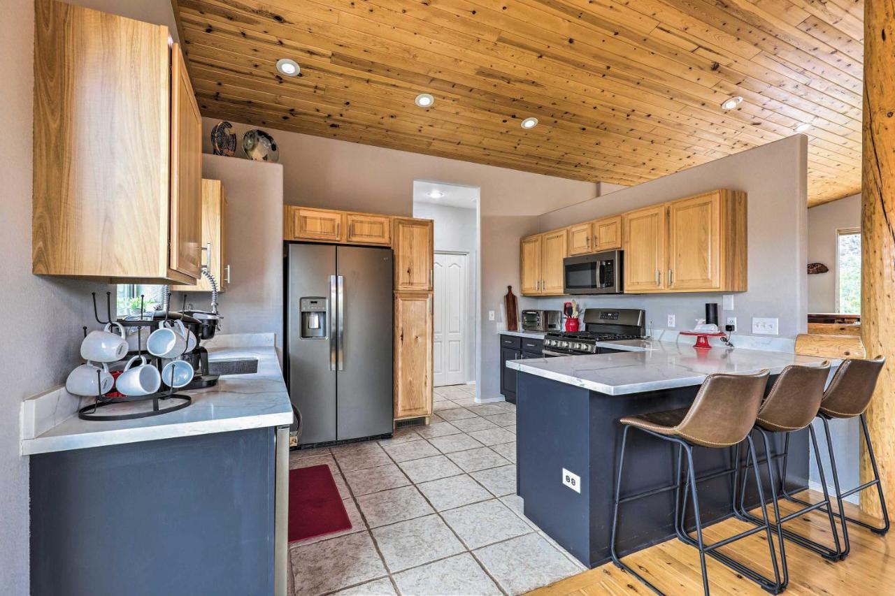 Elkwood Lodge Star Valley Cabin With Hot Tub 패이슨 외부 사진
